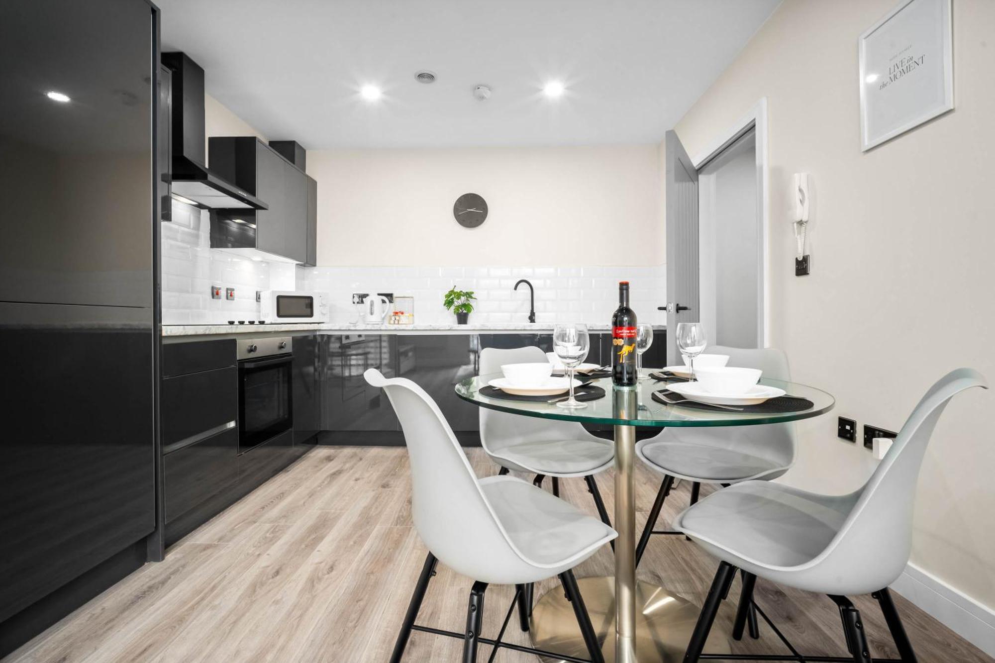 New Luxury Two Bedroom Apartment - City Centre - Netflix - Wifi - Top Rated - Jq 8Ah Birmingham Exteriér fotografie