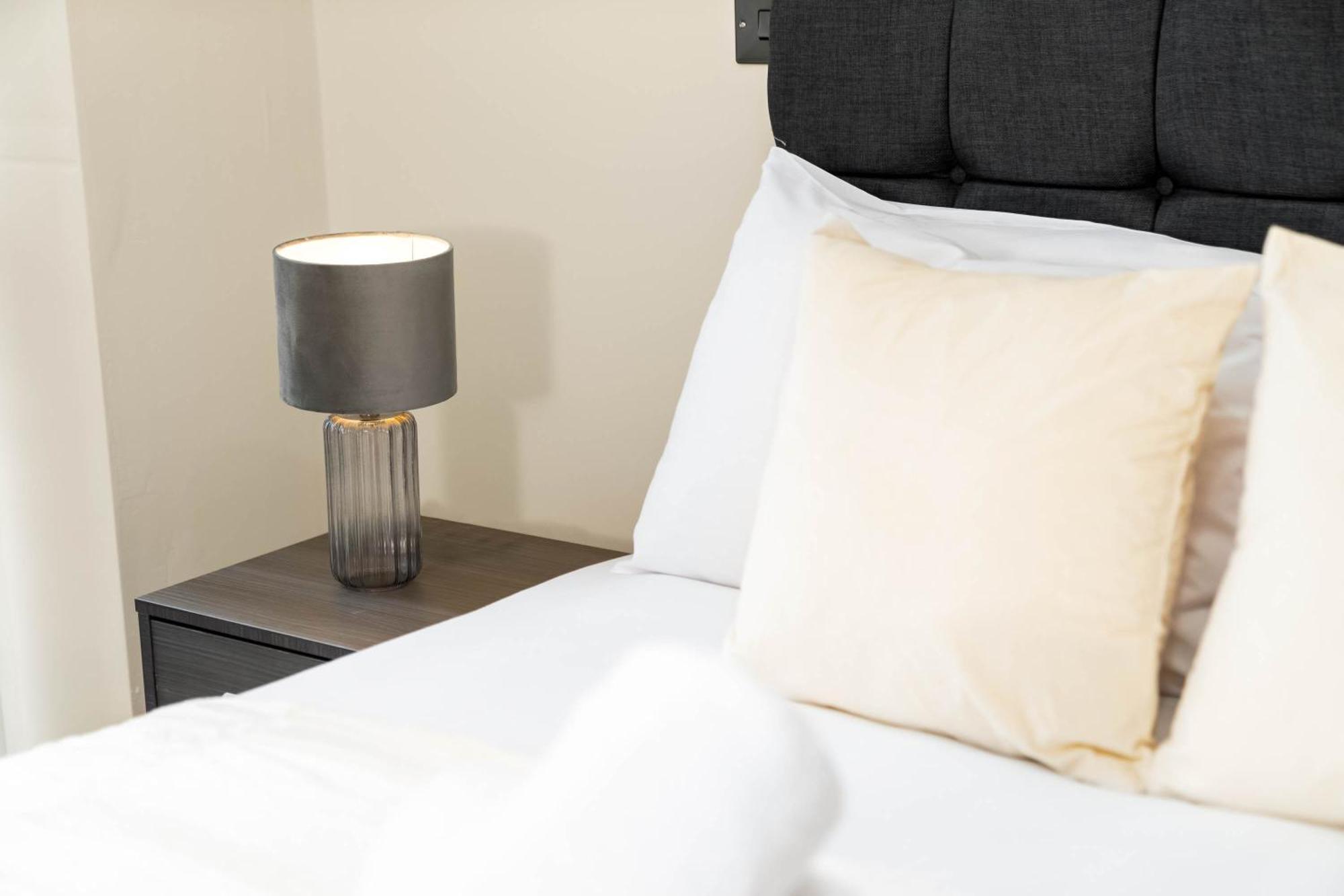 New Luxury Two Bedroom Apartment - City Centre - Netflix - Wifi - Top Rated - Jq 8Ah Birmingham Exteriér fotografie