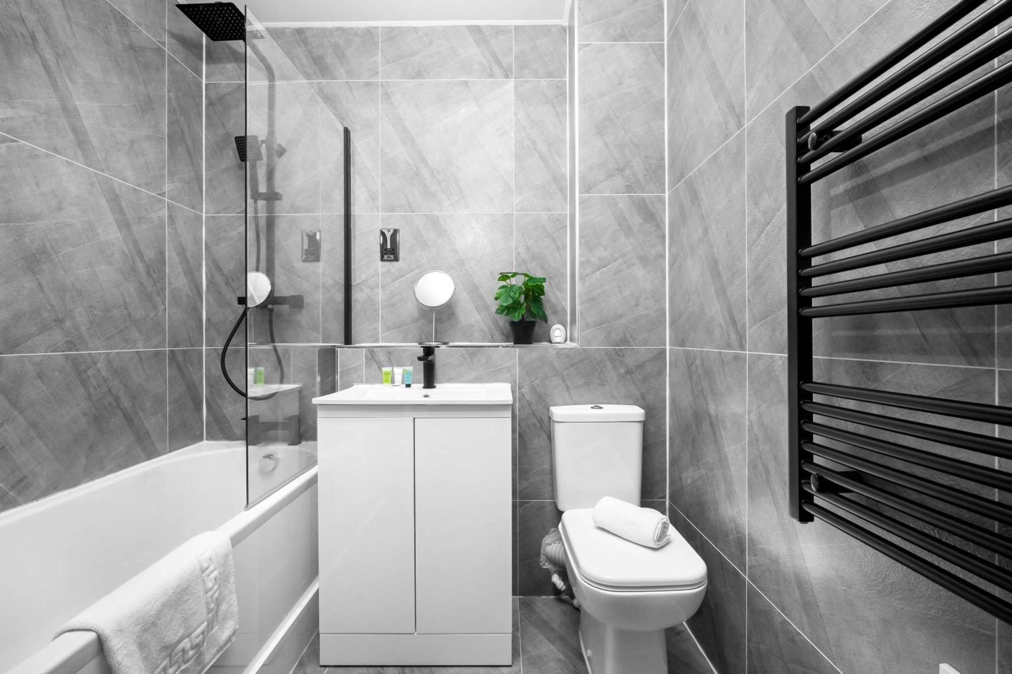 New Luxury Two Bedroom Apartment - City Centre - Netflix - Wifi - Top Rated - Jq 8Ah Birmingham Exteriér fotografie